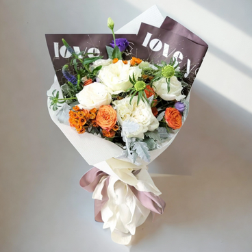 Flower Reservation - Grand Floral & Gift Shop - Flower Bouquet (Lychee Rose Rattail, Cordyceps, Bellflower, - PC